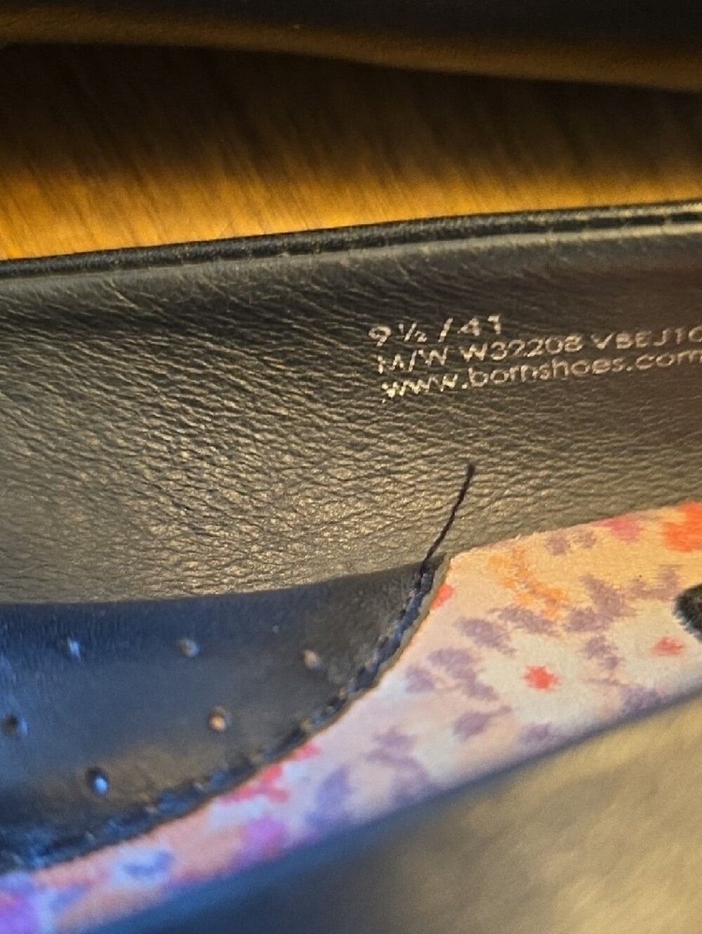 Born Black Leather Sz 9.5 M Flower-Accent Ballet Flats - Picture 5 of 5